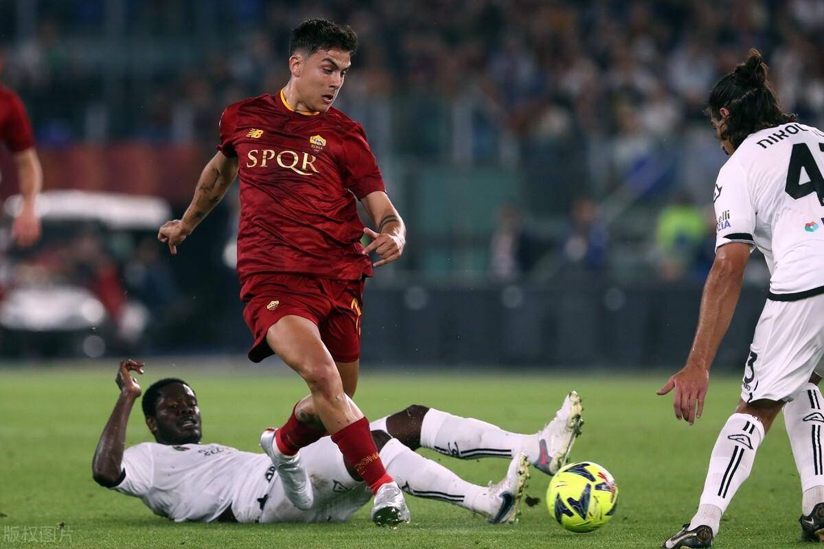 开云-浙江队训练开放日，今晚绝杀压哨引欢呼，欧联在即，训练强度明显提升(熬得住出众,熬不住出局完整句子)